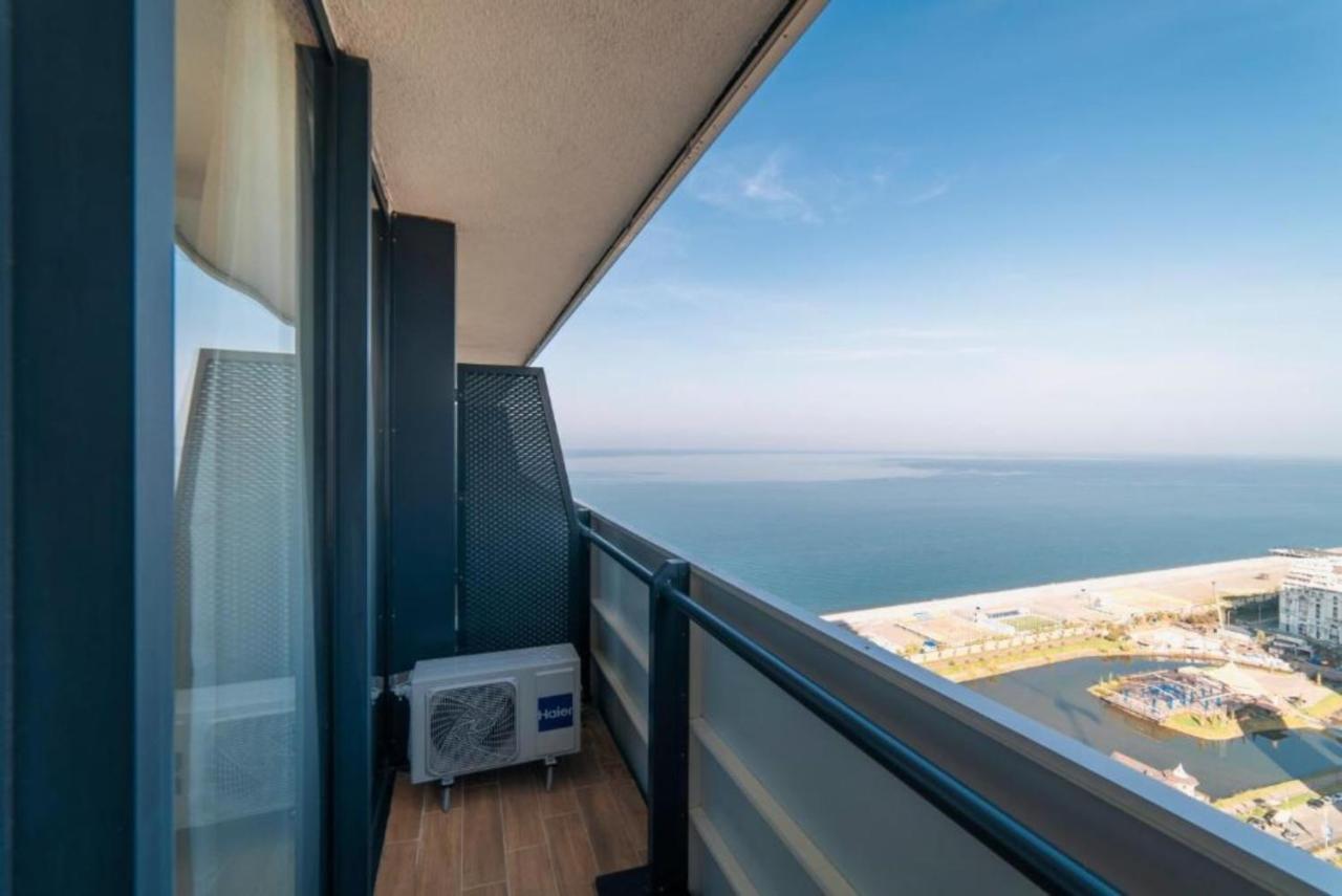 Orbi City Sea Side & Sea View Towers Batumi Exterior photo